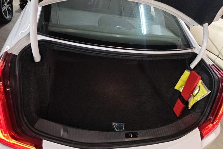 Used Cadillac XTS 2018 28T Tech Edition Trunk