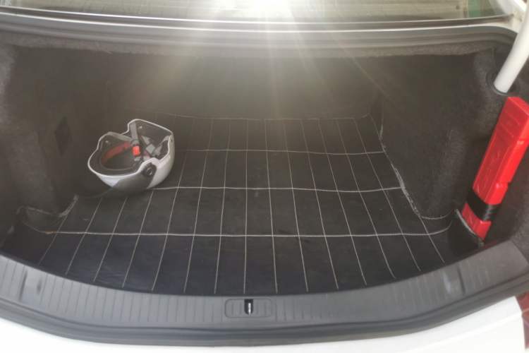 Used Cadillac XTS 2018 28T Tech Edition Trunk
