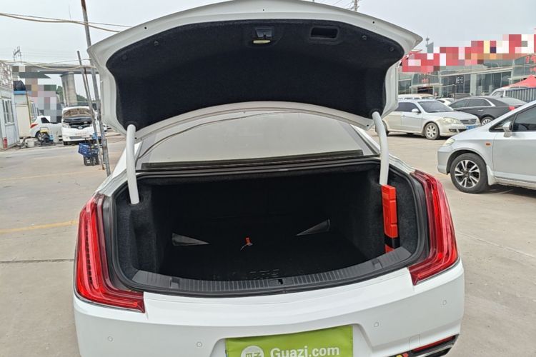 Used Cadillac XTS 2018 28T Elite Edition Trunk
