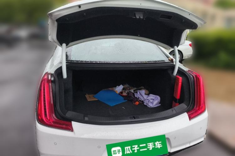 Used Cadillac XTS 2018 28T Elite Edition Trunk