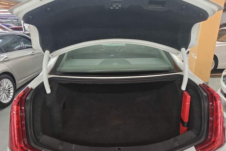 Used Cadillac XTS 2018 28T Tech Edition Trunk