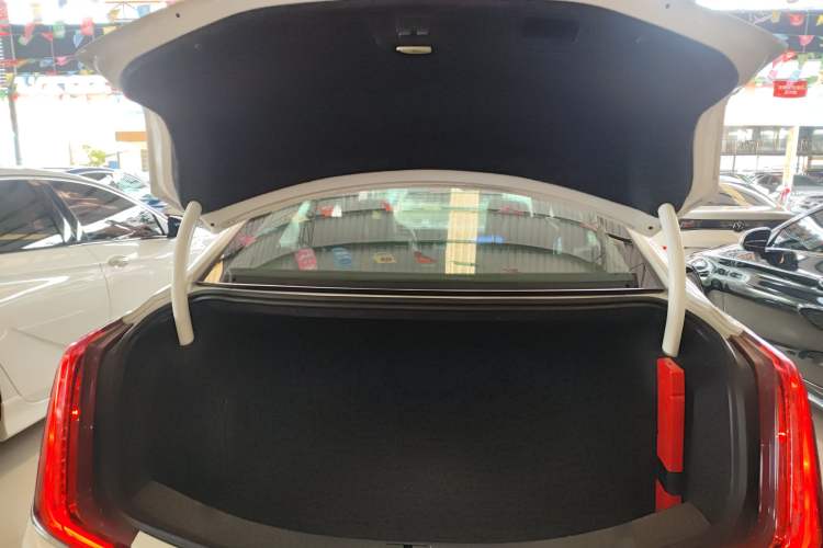 Used Cadillac XTS 2018 28T Tech Edition Trunk