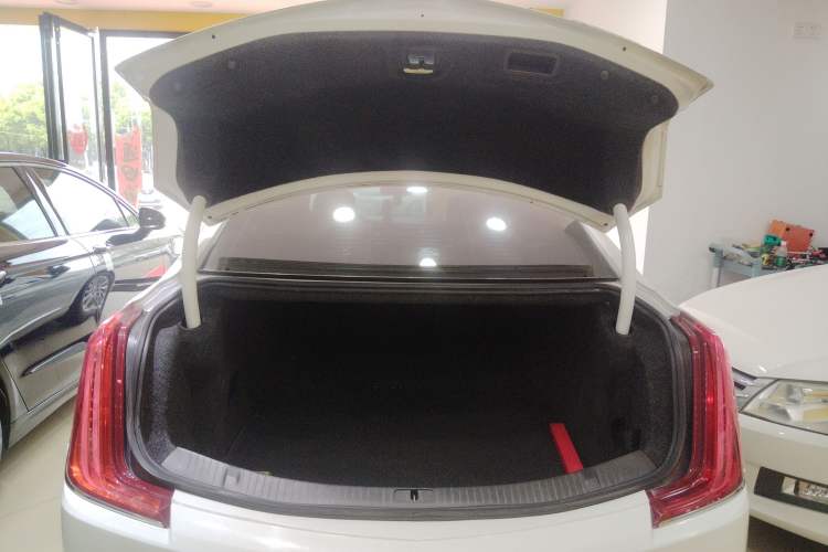 Used Cadillac XTS 2018 28T Tech Edition Trunk