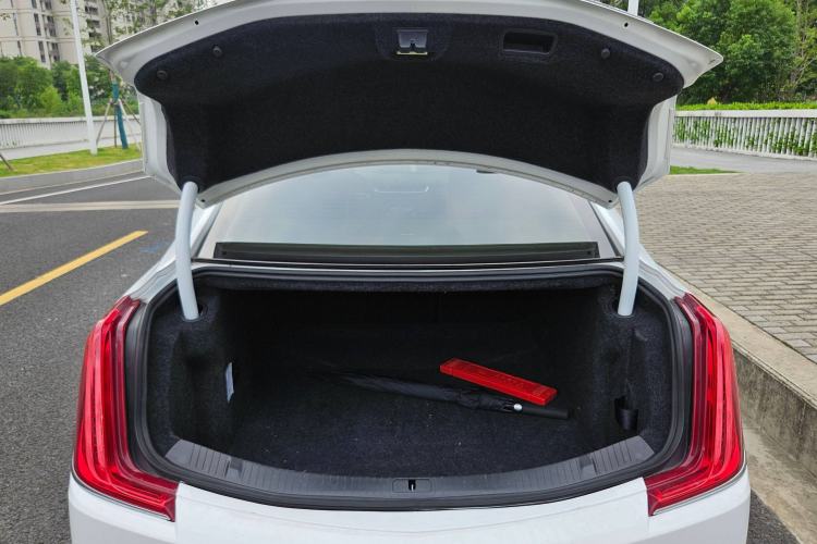 Used Cadillac XTS 2018 28T Tech Edition Trunk