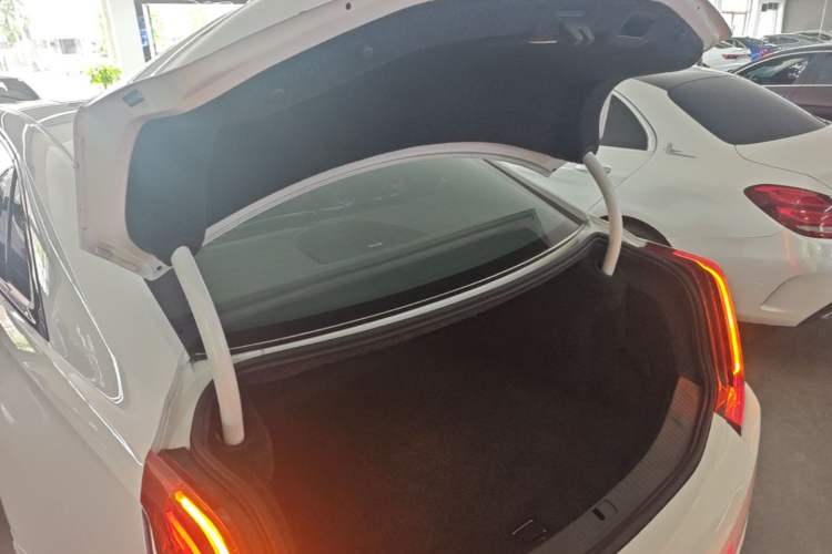 Used Cadillac XTS 2018 28T Tech Edition Trunk