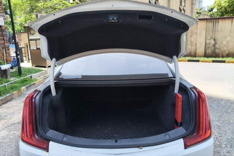 Used Cadillac XTS 2018 28T Tech Edition Trunk