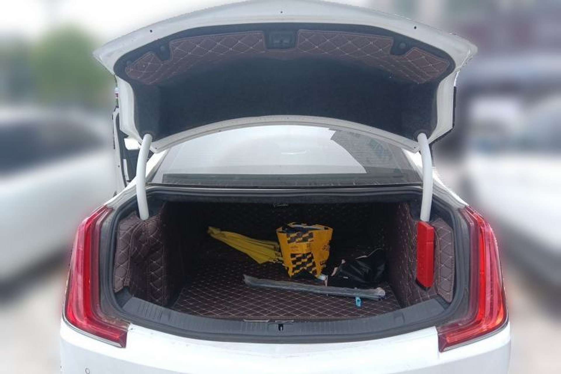 Used Cadillac XTS 2018 28T Tech Edition Trunk