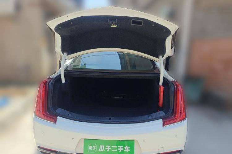 Used Cadillac XTS 2018 28T Elite Edition Trunk
