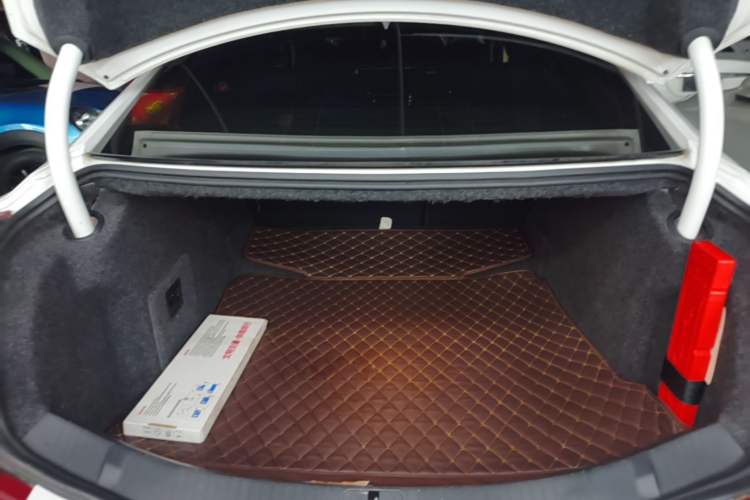 Used Cadillac XTS 2018 28T Tech Edition Trunk