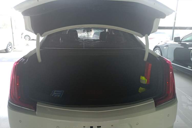 Used Cadillac XTS 2018 28T Tech Edition Trunk
