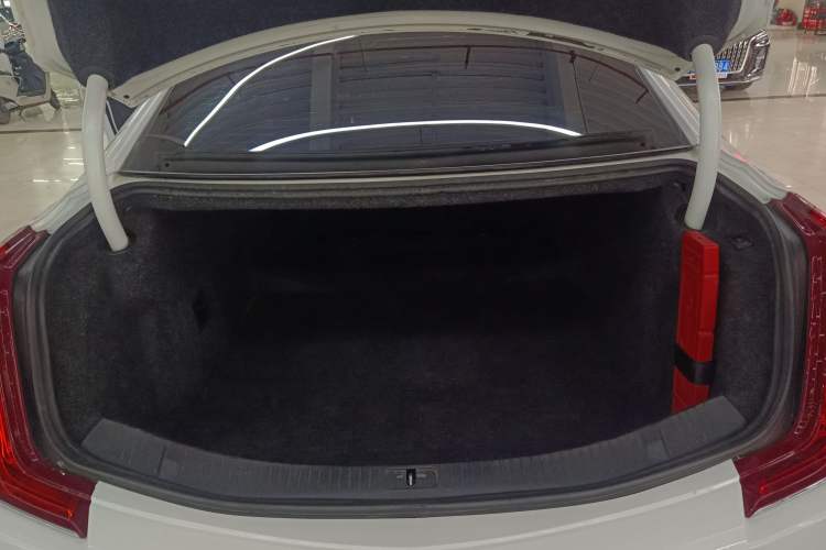 Used Cadillac XTS 2018 28T Tech Edition Trunk