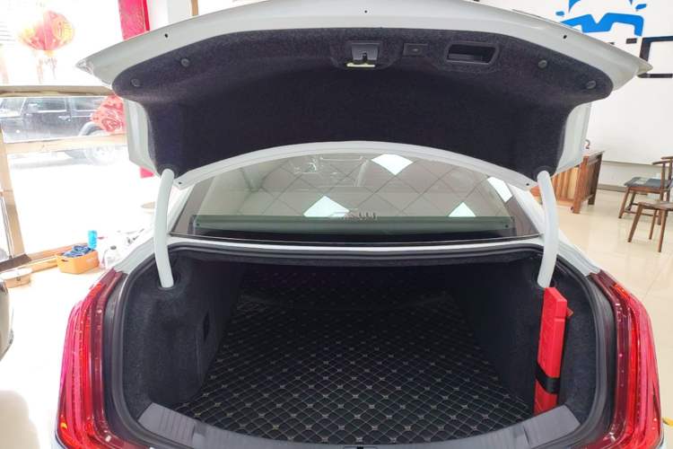 Used Cadillac XTS 2018 28T Tech Edition Trunk