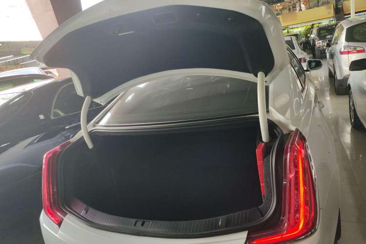 Used Cadillac XTS 2018 28T Tech Edition Trunk