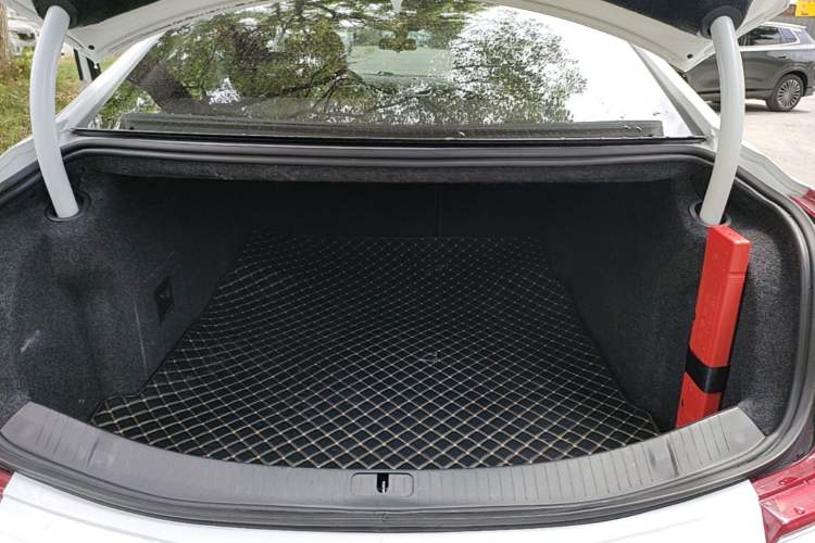 Used Cadillac XTS 2018 28T Tech Edition Trunk
