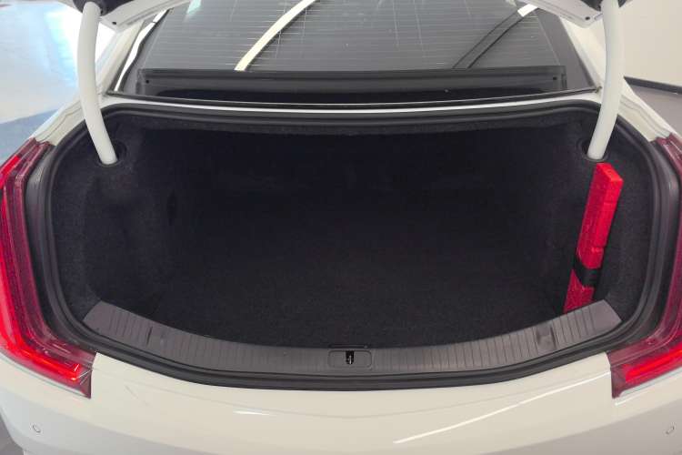 Used Cadillac XTS 2018 28T Tech Edition Trunk