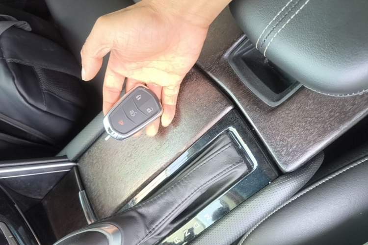 Used Cadillac XTS 2018 28T Tech Edition Vehicle Key