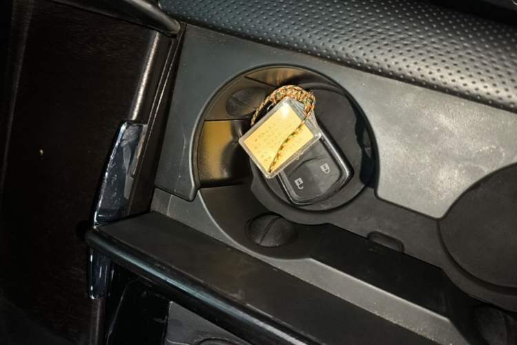 Used Cadillac XTS 2018 28T Tech Edition Vehicle Key