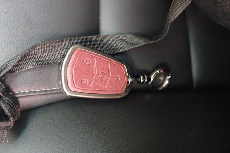 Used Cadillac XTS 2018 28T Tech Edition Vehicle Key