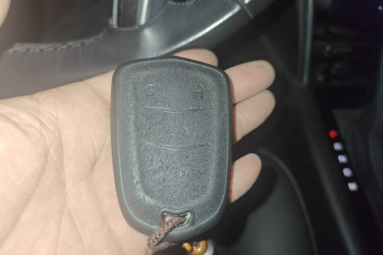 Used Cadillac XTS 2018 28T Tech Edition Vehicle Key