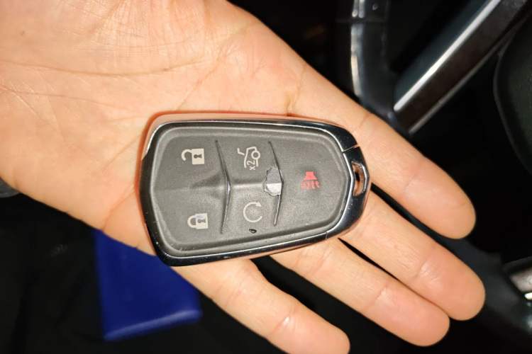 Used Cadillac XTS 2018 28T Elite Edition Vehicle Key