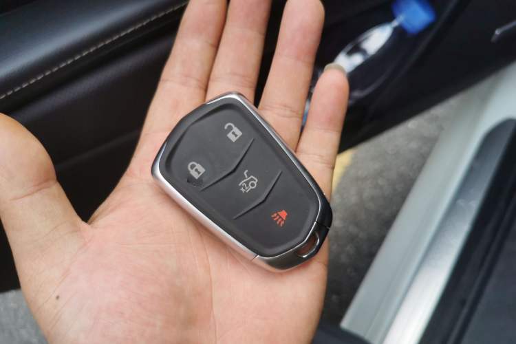 Used Cadillac XTS 2018 28T Tech Edition Vehicle Key