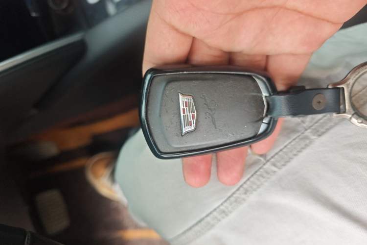 Used Cadillac XTS 2018 28T Elite Edition Vehicle Key