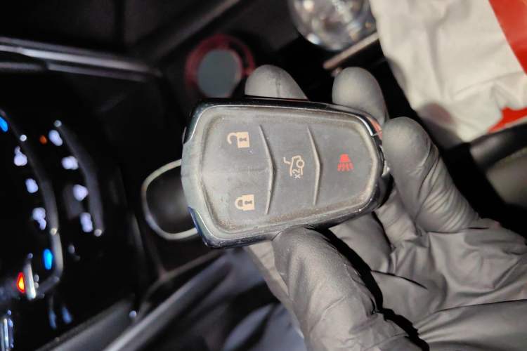 Used Cadillac XTS 2018 28T Tech Edition Vehicle Key