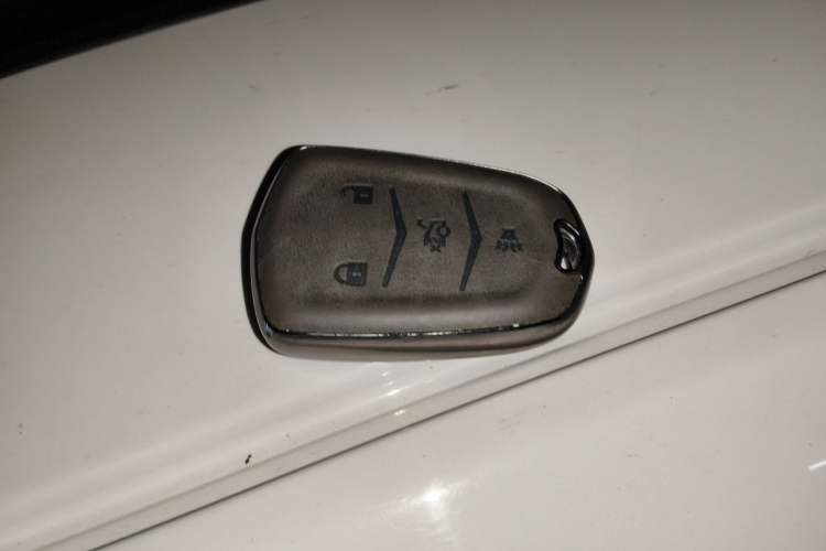 Used Cadillac XTS 2018 28T Tech Edition Vehicle Key