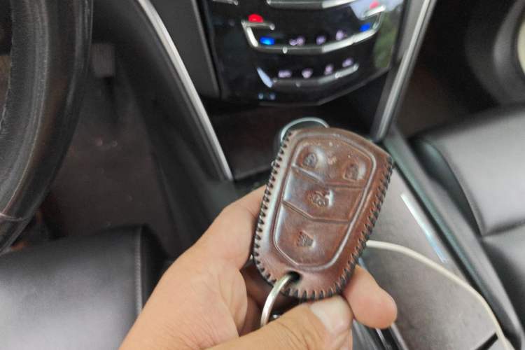 Used Cadillac XTS 2018 28T Tech Edition Vehicle Key