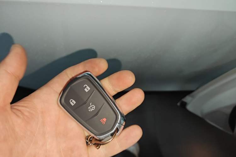 Used Cadillac XTS 2018 28T Tech Edition Vehicle Key