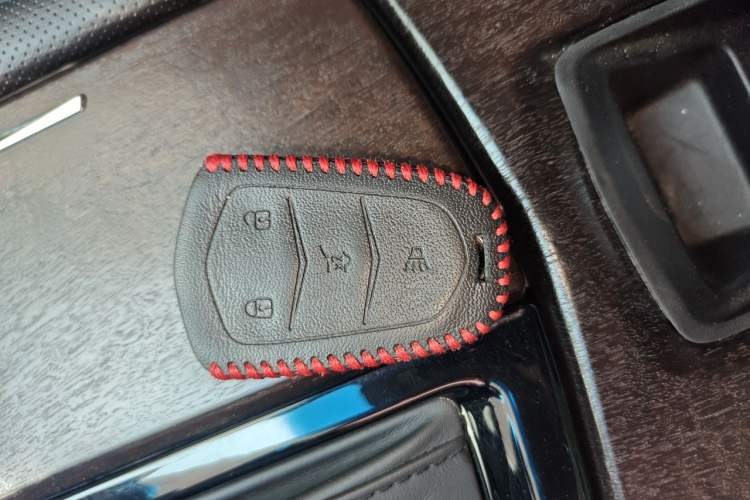 Used Cadillac XTS 2018 28T Tech Edition Vehicle Key