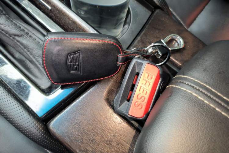Used Cadillac XTS 2018 28T Elite Edition Vehicle Key