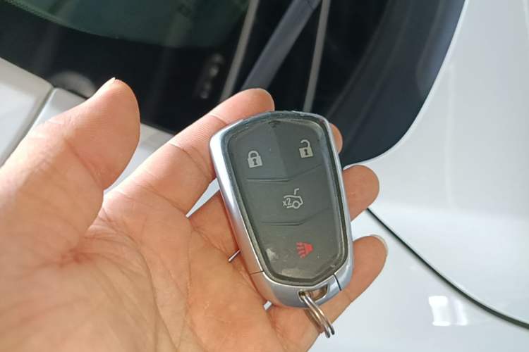 Used Cadillac XTS 2018 28T Tech Edition Vehicle Key