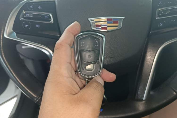 Used Cadillac XTS 2018 28T Tech Edition Vehicle Key