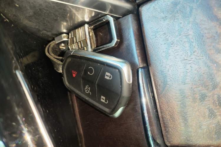 Used Cadillac XTS 2018 28T Elite Edition Vehicle Key