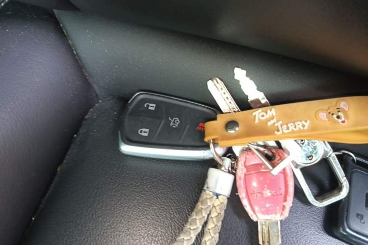 Used Cadillac XTS 2018 28T Tech Edition Vehicle Key