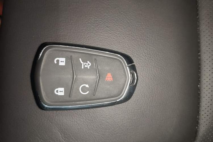 Used Cadillac XTS 2018 28T Elite Edition Vehicle Key