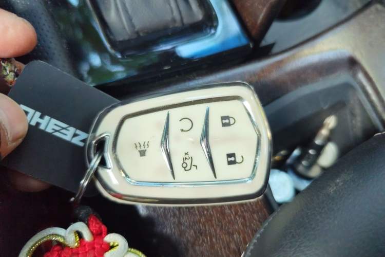 Used Cadillac XTS 2018 28T Elite Edition Vehicle Key