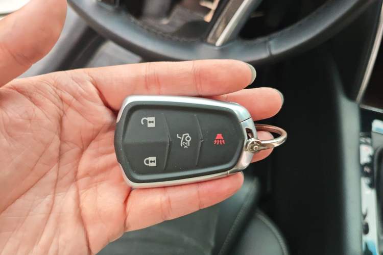 Used Cadillac XTS 2018 28T Tech Edition Vehicle Key