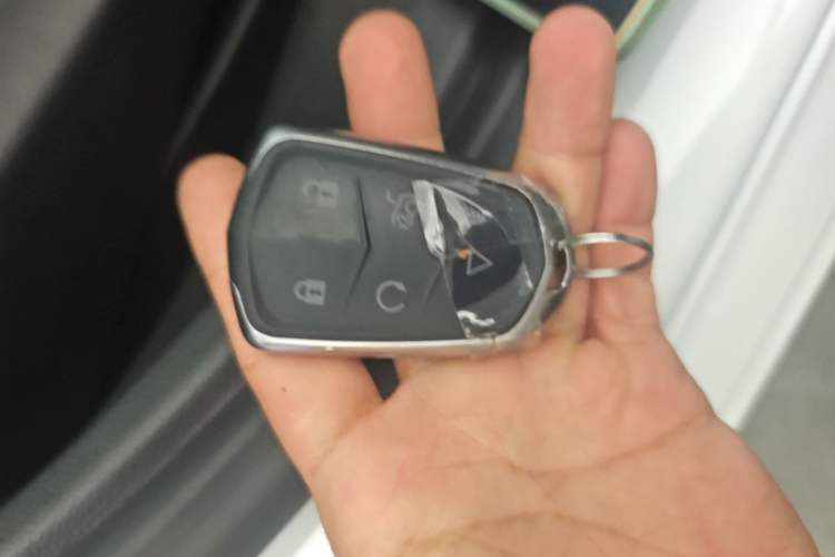 Used Cadillac XTS 2018 28T Tech Edition Vehicle Key
