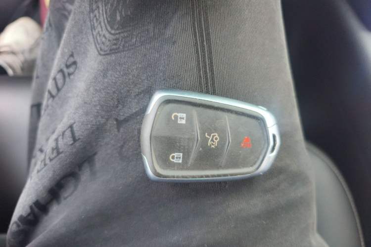 Used Cadillac XTS 2018 28T Tech Edition Vehicle Key