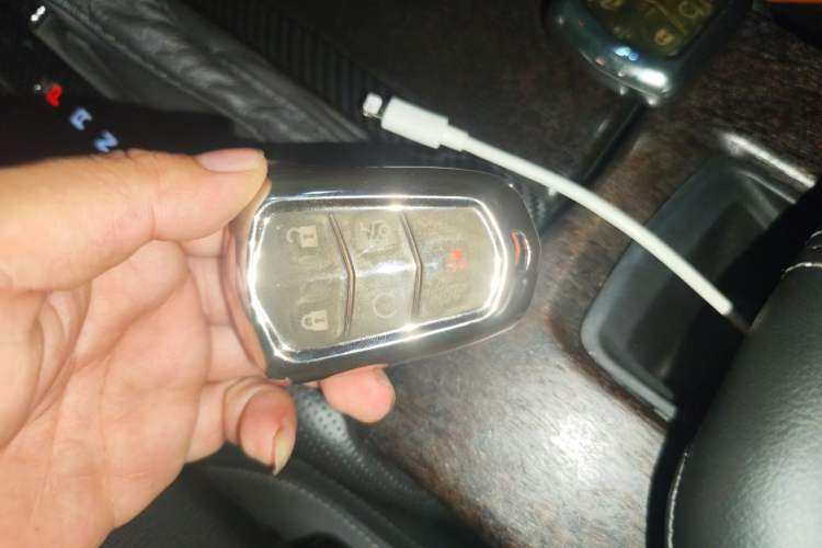 Used Cadillac XTS 2018 28T Elite Edition Vehicle Key