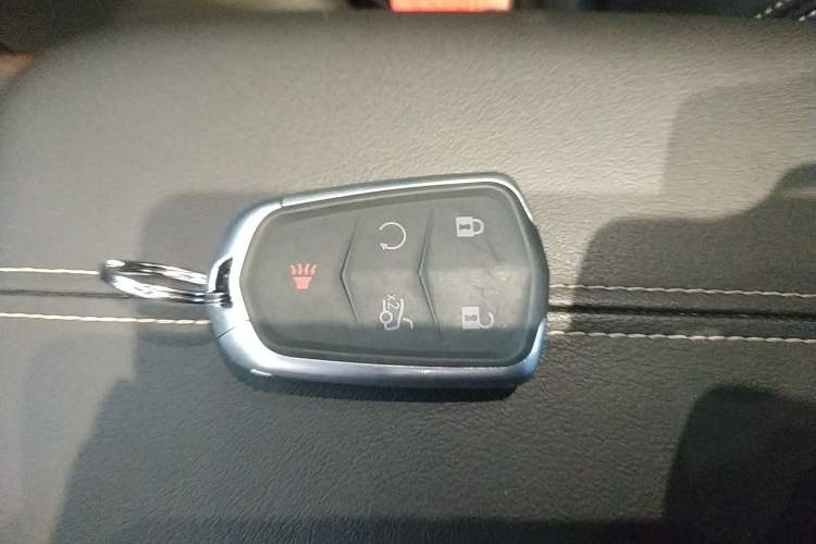 Used Cadillac XTS 2018 28T Elite Edition Vehicle Key