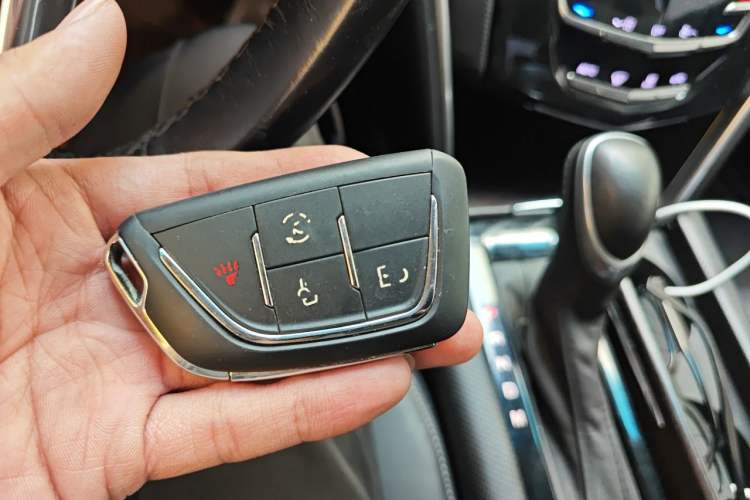 Used Cadillac XTS 2018 28T Elite Edition Vehicle Key
