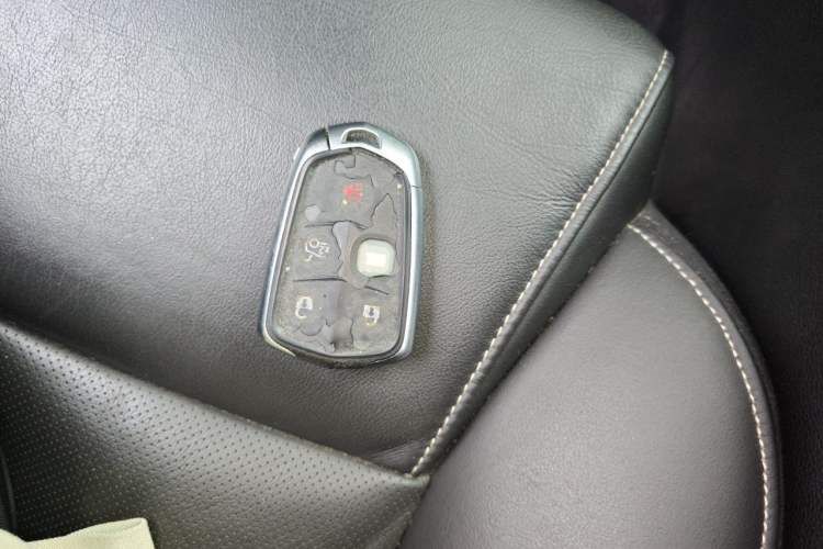 Used Cadillac XTS 2018 28T Elite Edition Vehicle Key