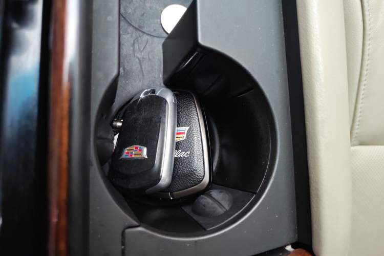 Used Cadillac XTS 2018 28T Elite Edition Vehicle Key