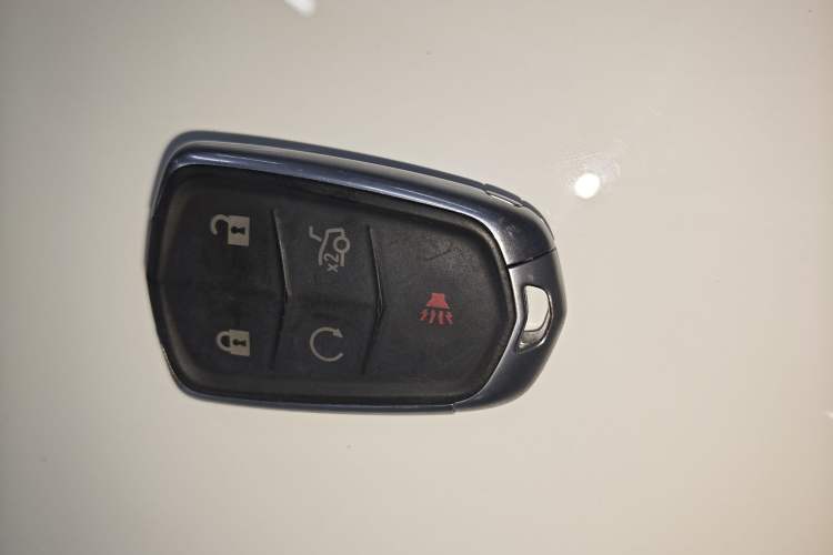 Used Cadillac XTS 2018 28T Elite Edition Vehicle Key