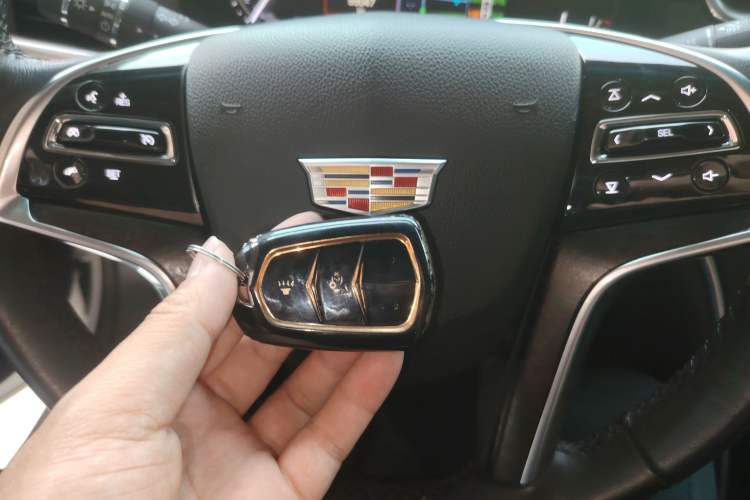 Used Cadillac XTS 2018 28T Tech Edition Vehicle Key