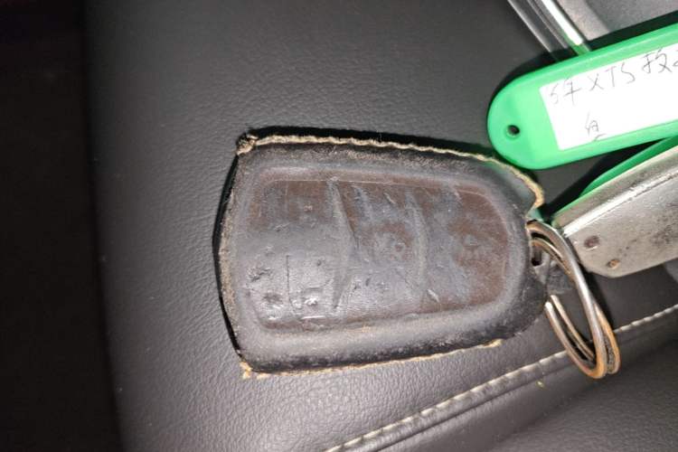 Used Cadillac XTS 2018 28T Tech Edition Vehicle Key