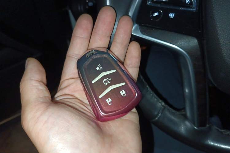 Used Cadillac XTS 2018 28T Tech Edition Vehicle Key